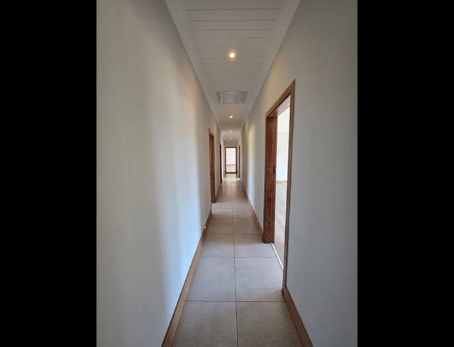 6 BEDROOM HOUSE FOR SALE IN VANDERBIJLPARK SW 5